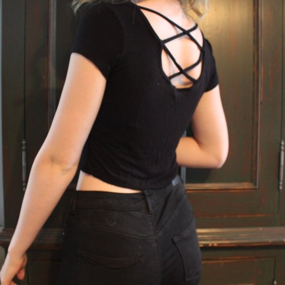 Daisy crop top - Picture 2 of 5